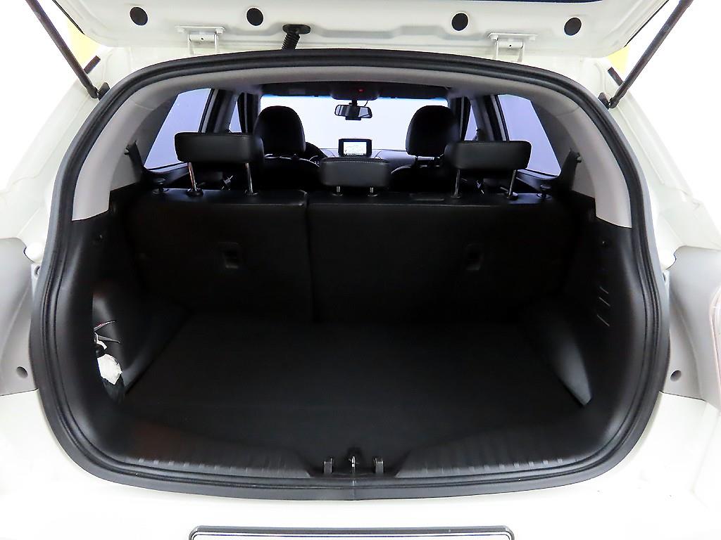 Ssangyong Tivoli 2016 Blanco - Importación desde Corea - HF Imports Iquique - Foto 18