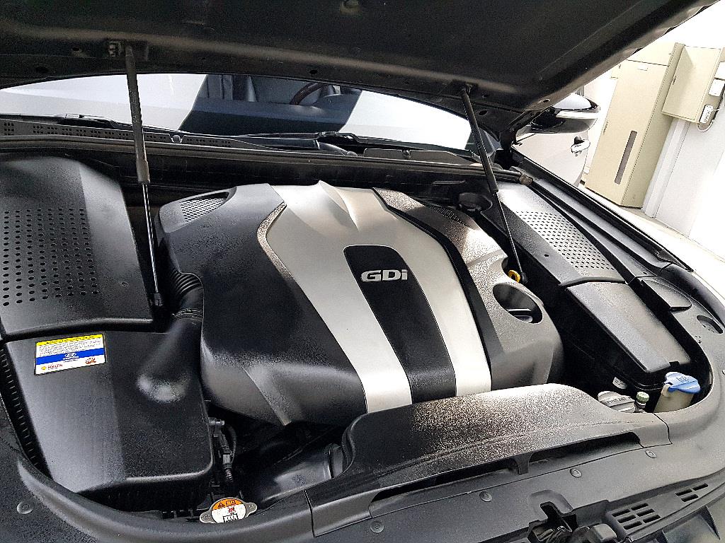 HYUNDAI Equus - Vista 6