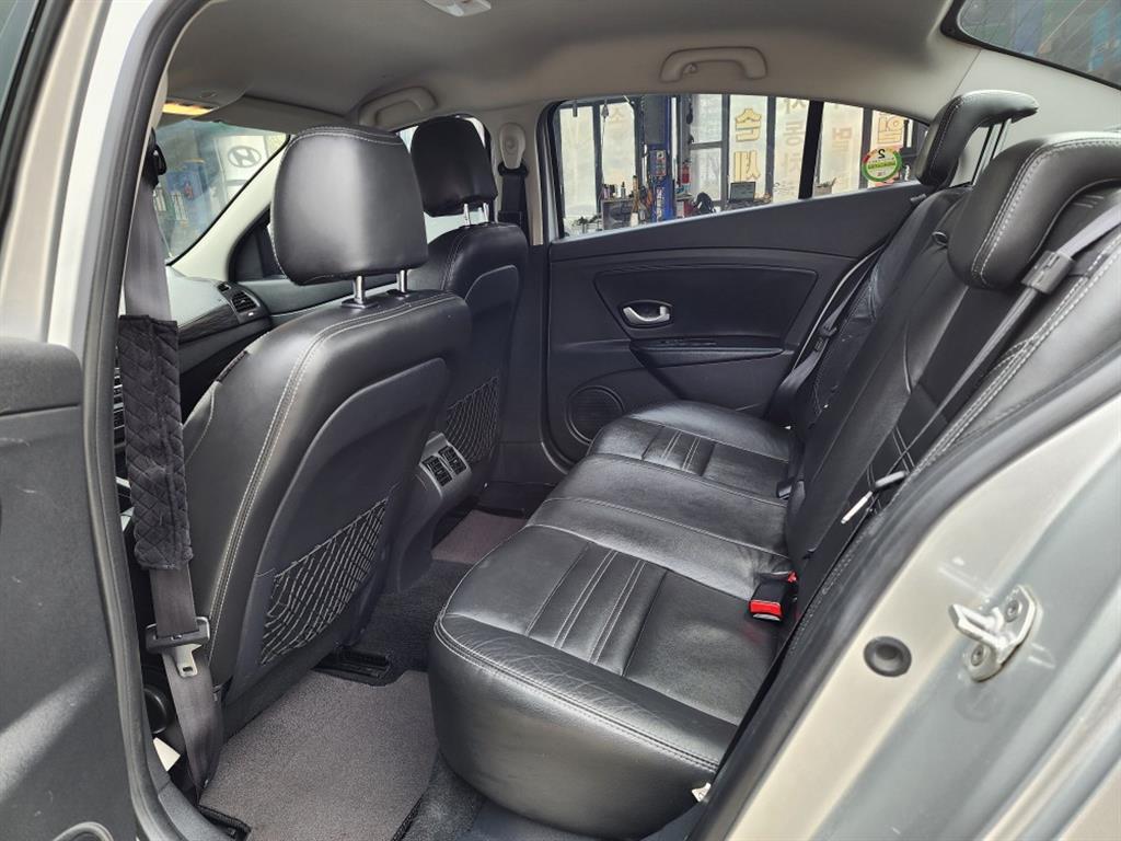 SAMSUNG SM3 - Vista 11