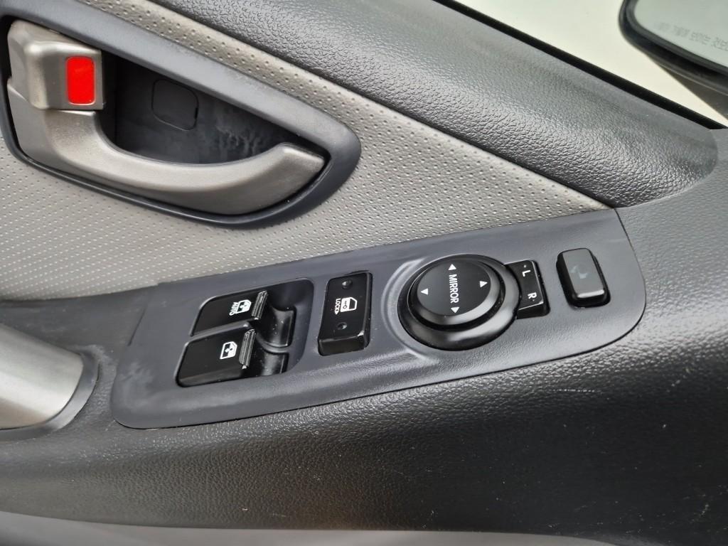 HYUNDAI Starex - Vista 11