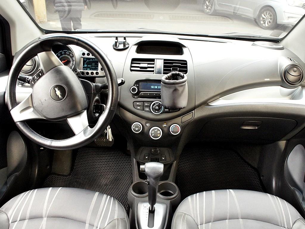 Chevrolet Spark - Vista 12