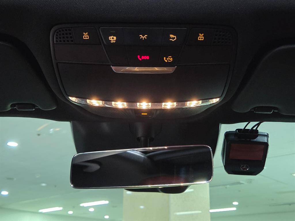 Mercedes Benz GLC Class 2021 Negro - Importación desde Corea - HF Imports Iquique - Foto 16