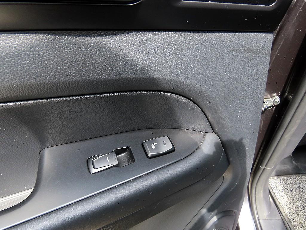 Ssangyong Rexton - Vista 12