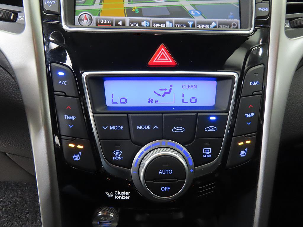 HYUNDAI i30 - Vista 11