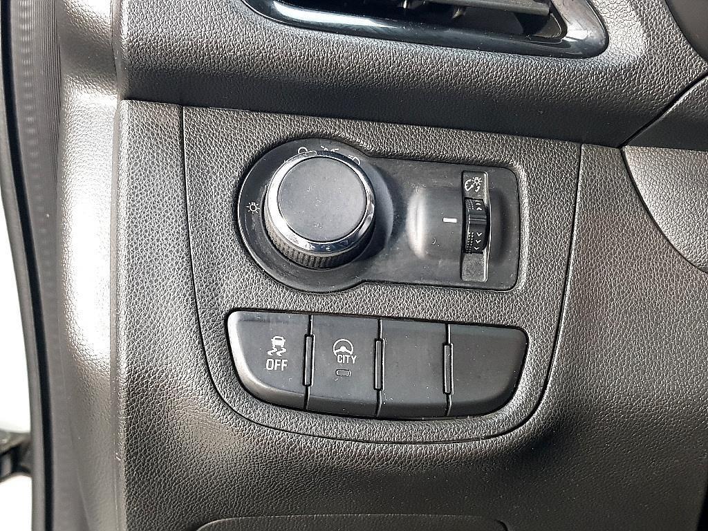 Chevrolet Spark - Vista 11