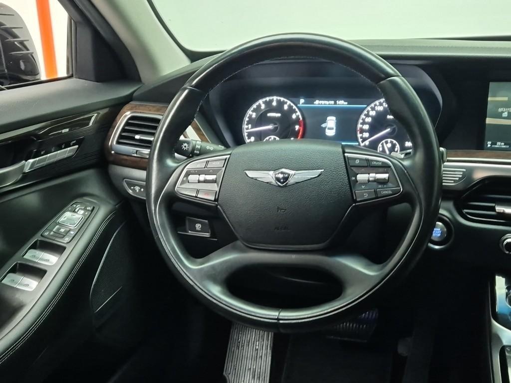 Genesis EQ900 - Vista 9