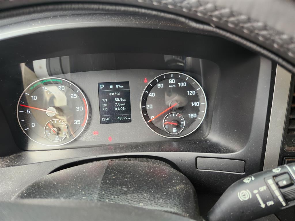 medium and large cargo truck 2025 Blanco - Importación desde Corea - HF Imports Iquique - Foto 19