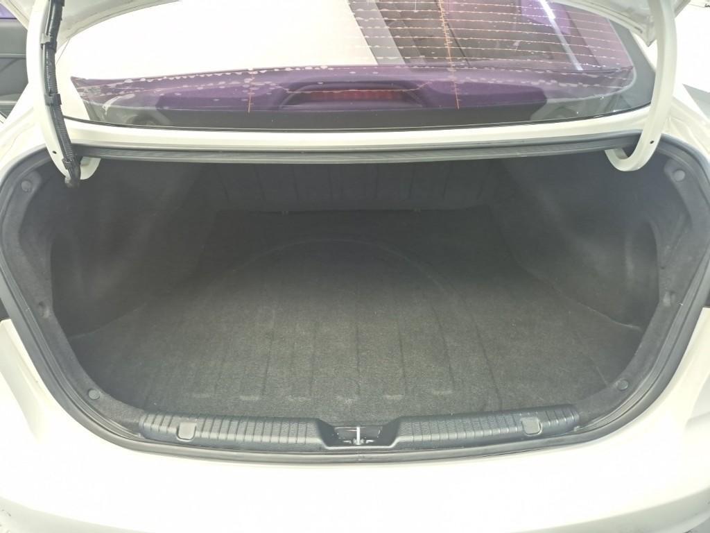 KIA K3 2017 Blanco - Importación desde Corea - HF Imports Iquique - Foto 18