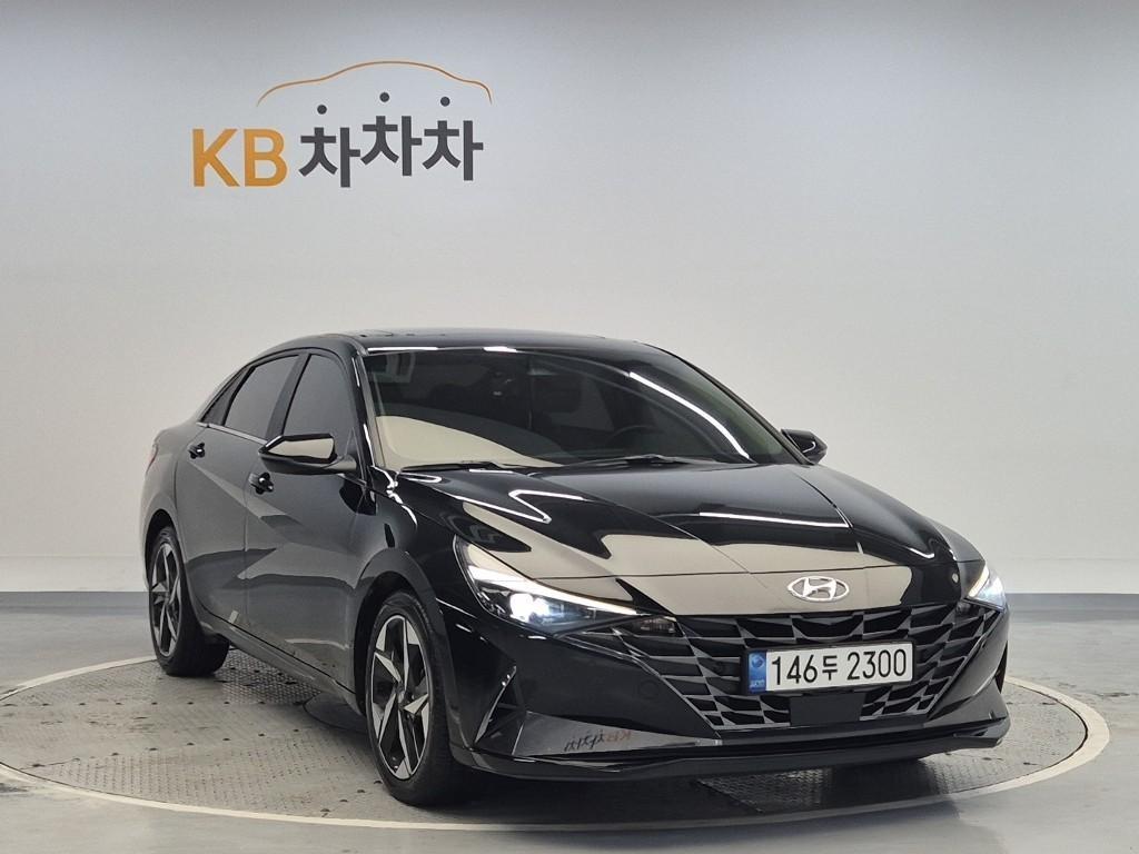 HYUNDAI Avante - Vista 4