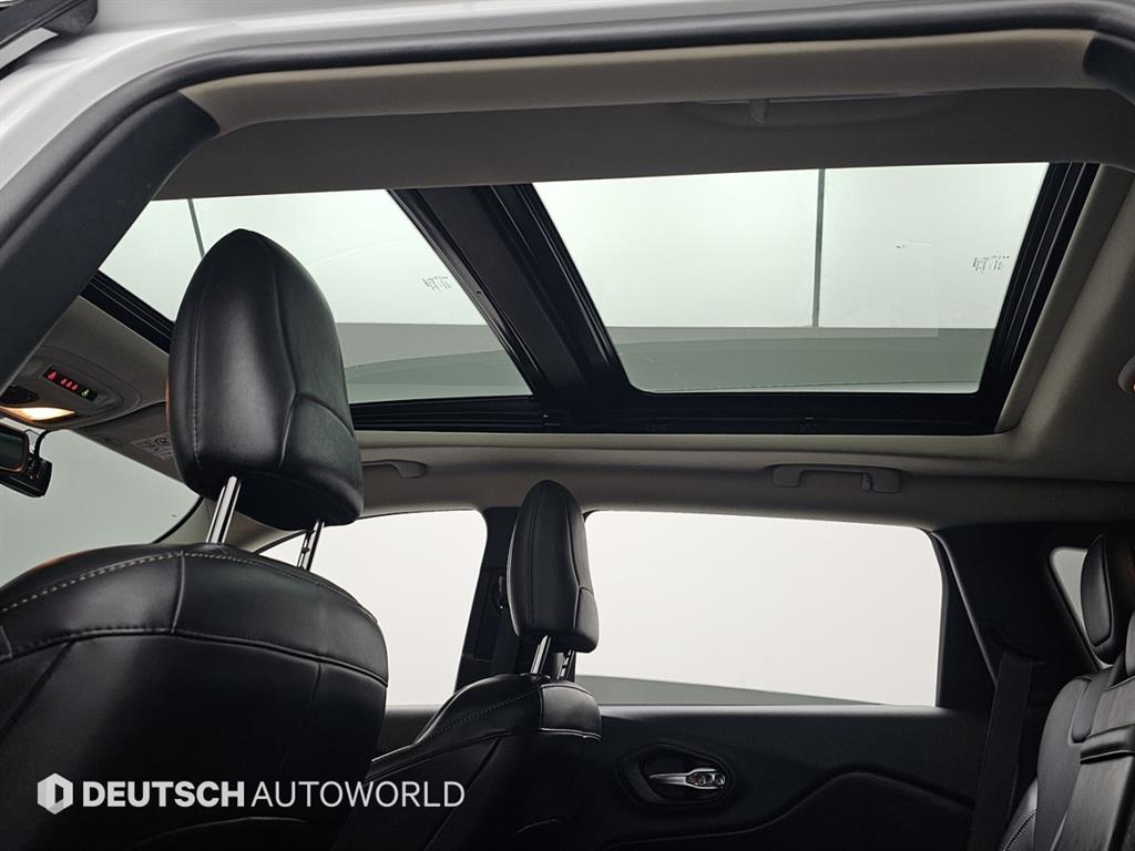 Jeep Cherokee 2018 Blanco - Importación desde Corea - HF Imports Iquique - Foto 20