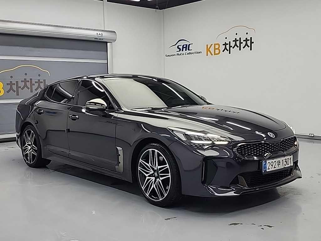 KIA Stinger - Vista 4