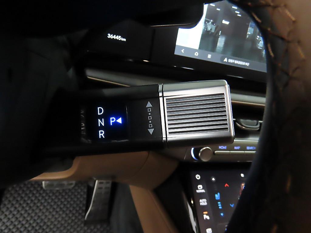 HYUNDAI Grandeur - Vista 10