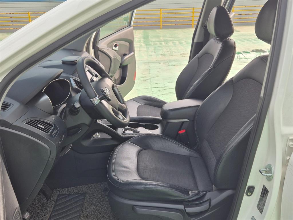 HYUNDAI Tucson - Vista 6