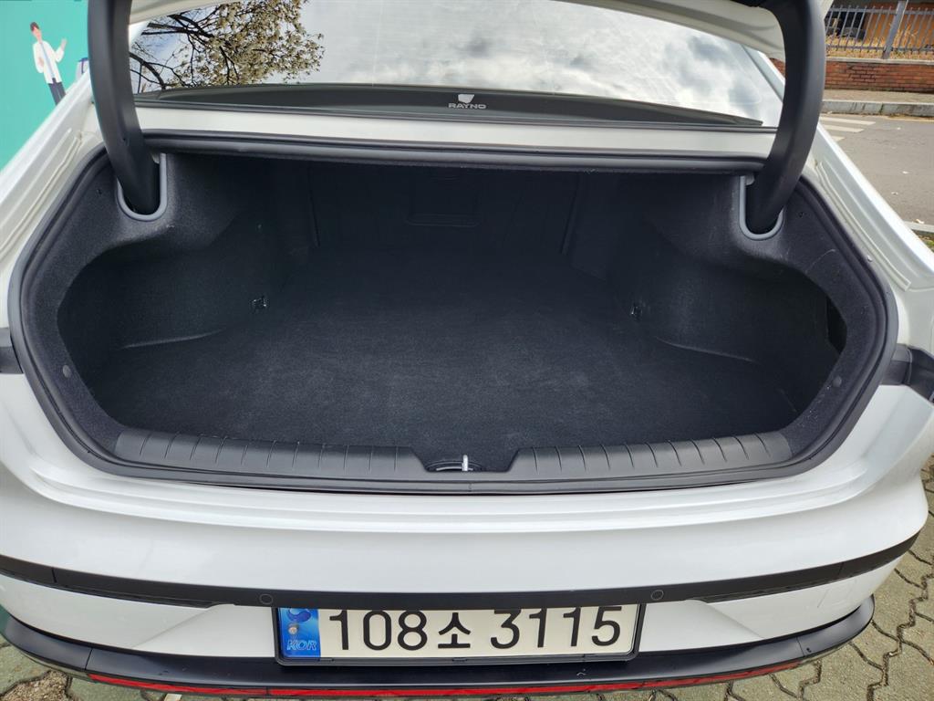 HYUNDAI Grandeur - Vista 5