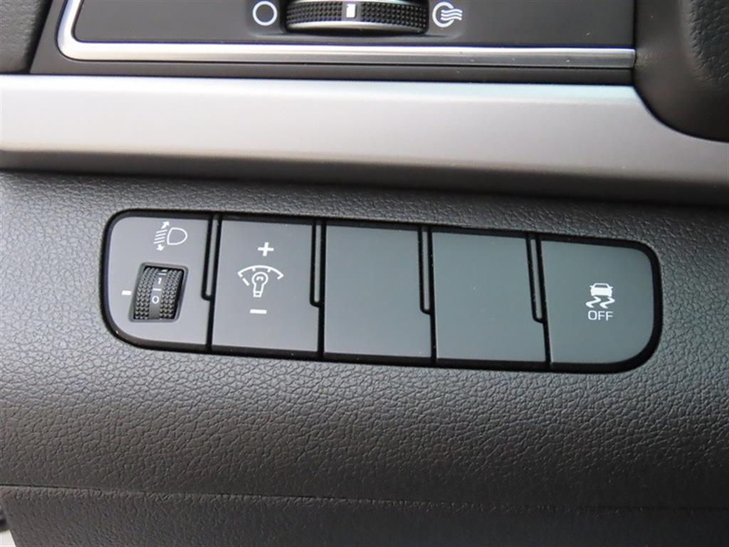 HYUNDAI Avante 2018 Blanco - Importación desde Corea - HF Imports Iquique - Foto 11