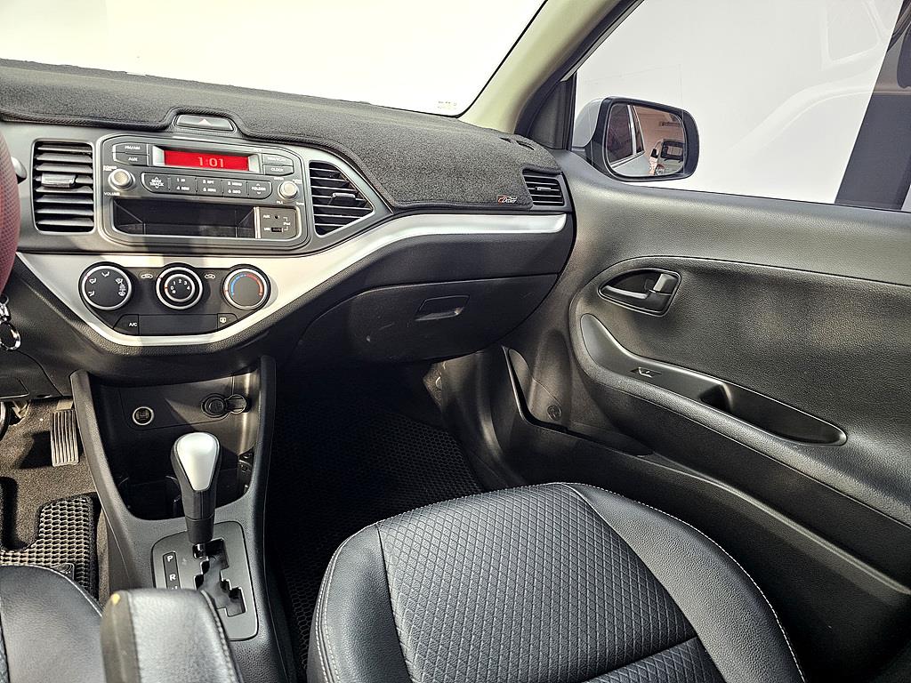 KIA Morning - Vista 9