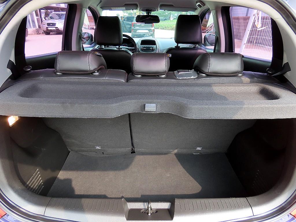 Chevrolet Spark 2017 Morado - Importación desde Corea - HF Imports Iquique - Foto 18