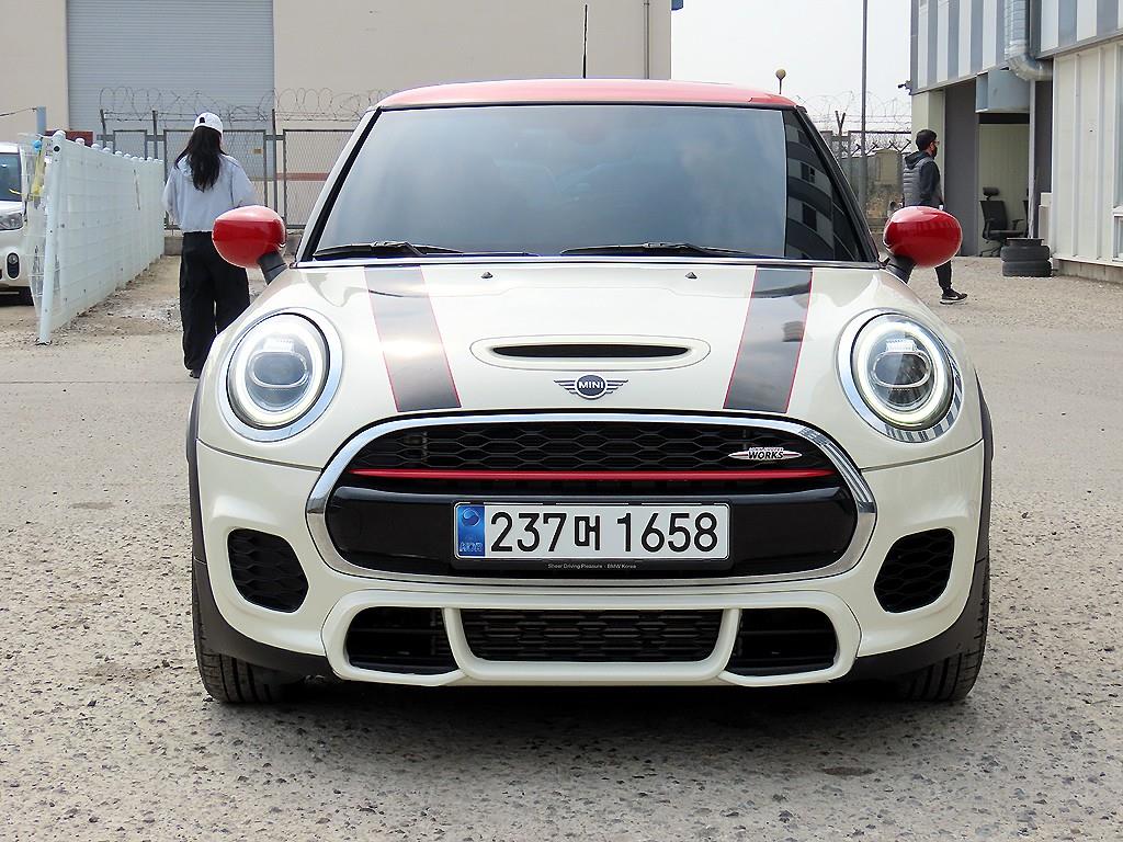 Mini Cooper 2021 Blanco - Importación desde Corea - HF Imports Iquique - Foto 1