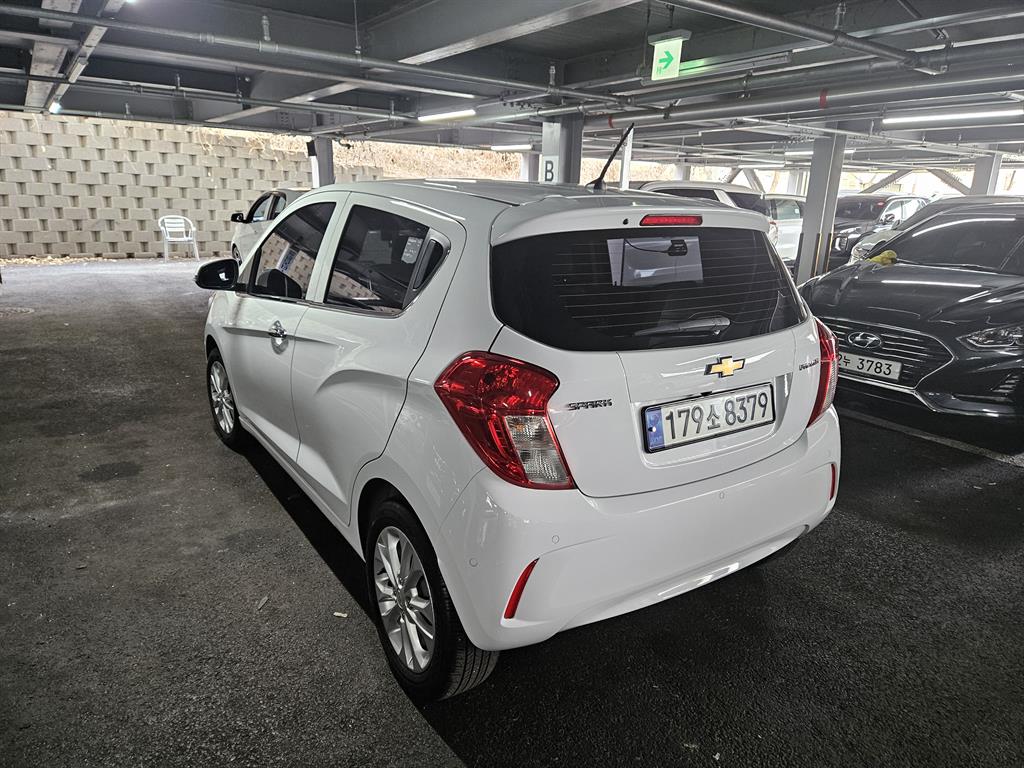 Chevrolet Spark - Vista 4
