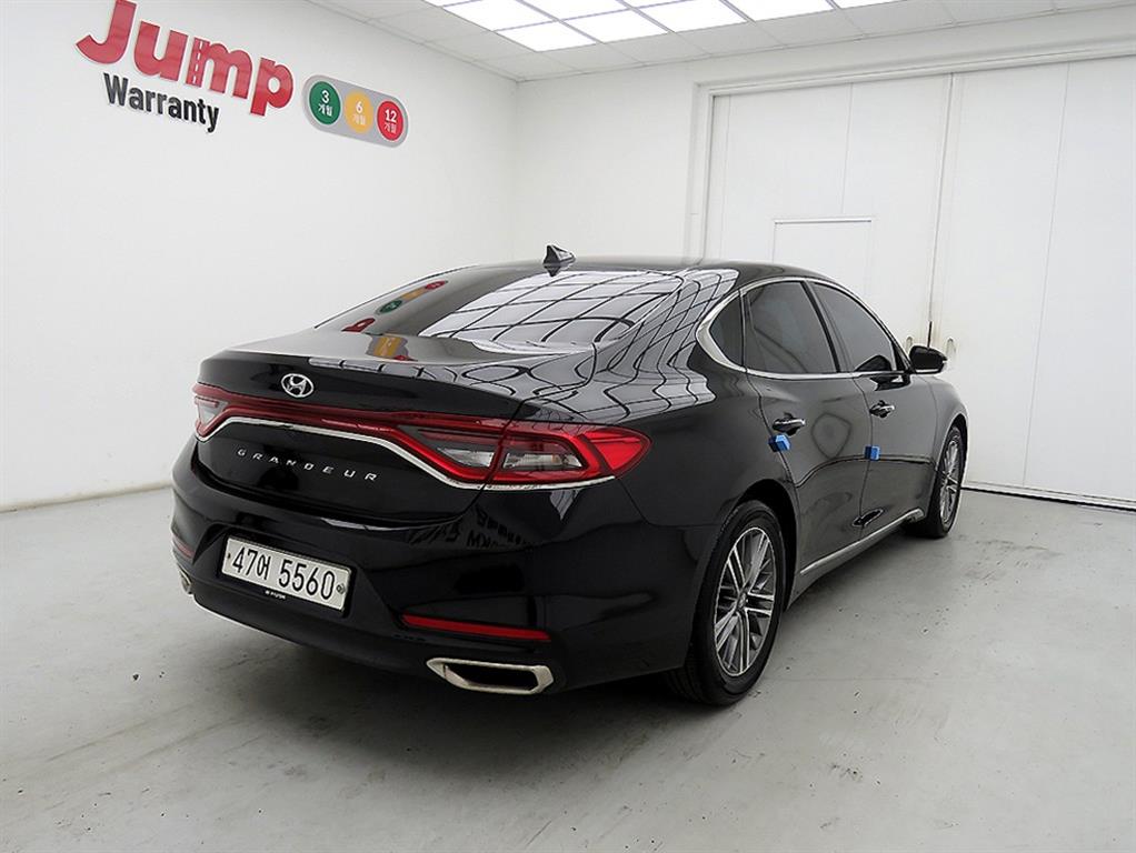 HYUNDAI Grandeur - Vista 4