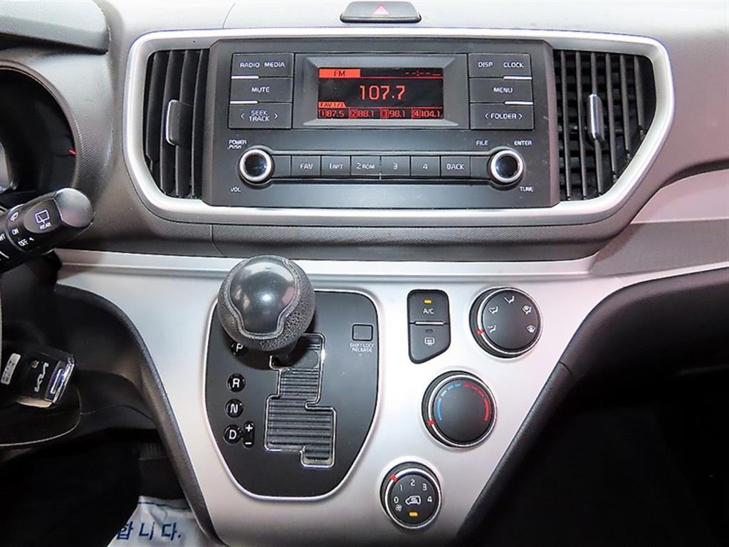 KIA Ray 2022 Blanco - Importación desde Corea - HF Imports Iquique - Foto 13