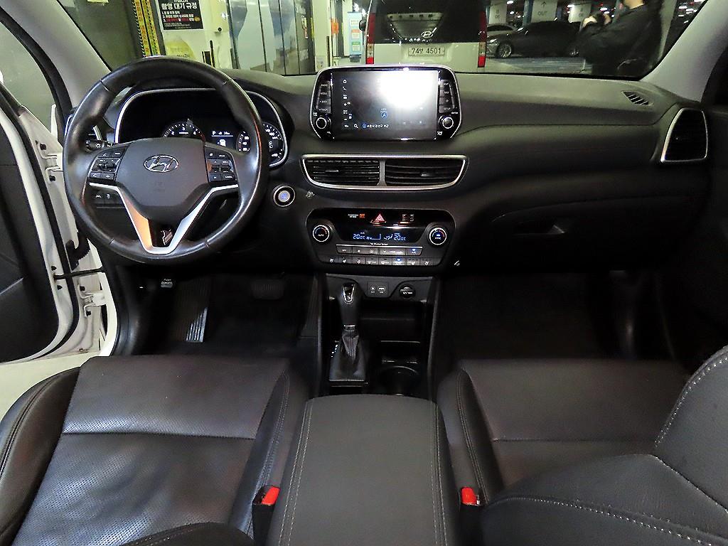 HYUNDAI Tucson - Vista 10