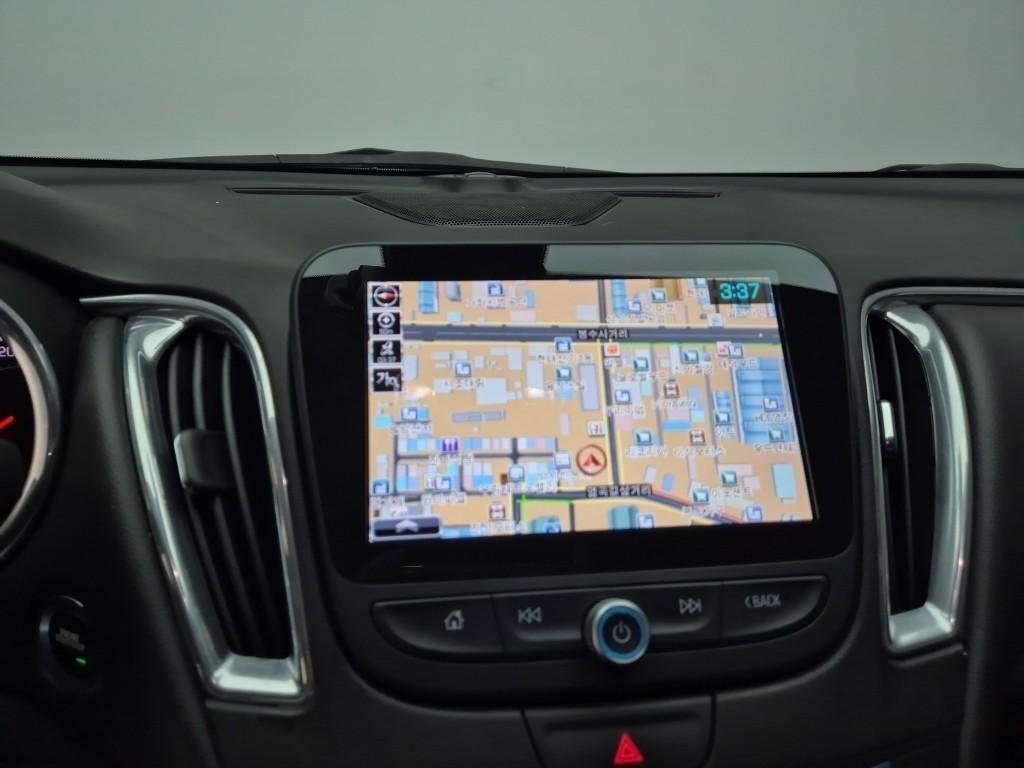 Chevrolet Malibu 2017 Blanco - Importación desde Corea - HF Imports Iquique - Foto 14