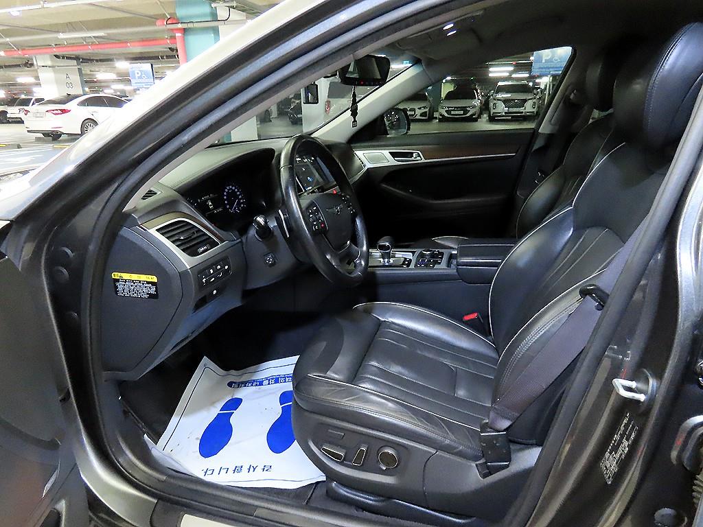 Genesis G80 - Vista 6