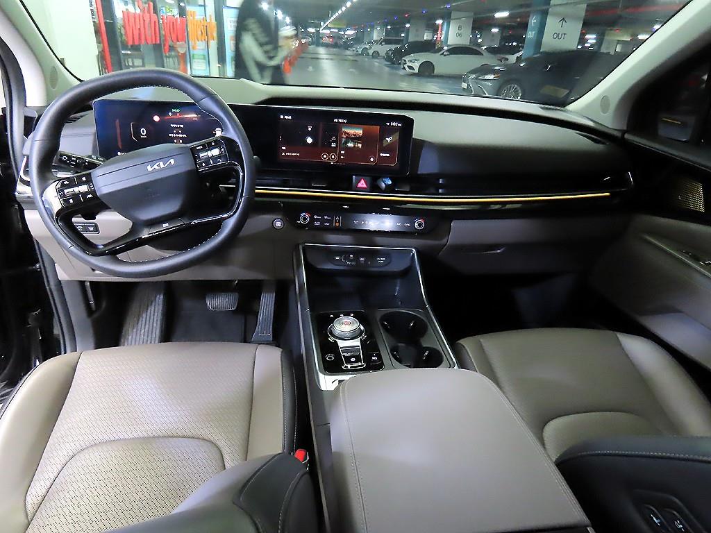 KIA Carnival - Vista 10