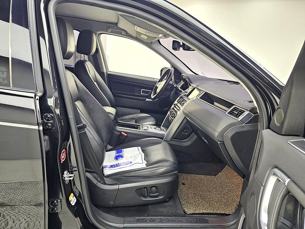 Land Rover Discovery Sports - Vista 11