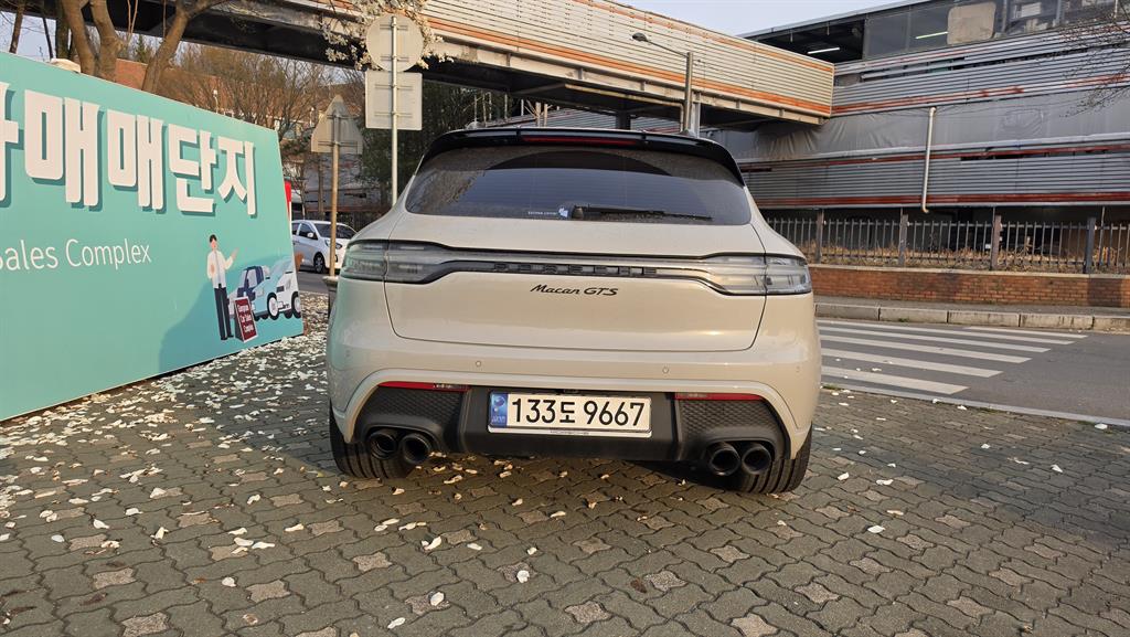 Porsche Macan - Vista 4