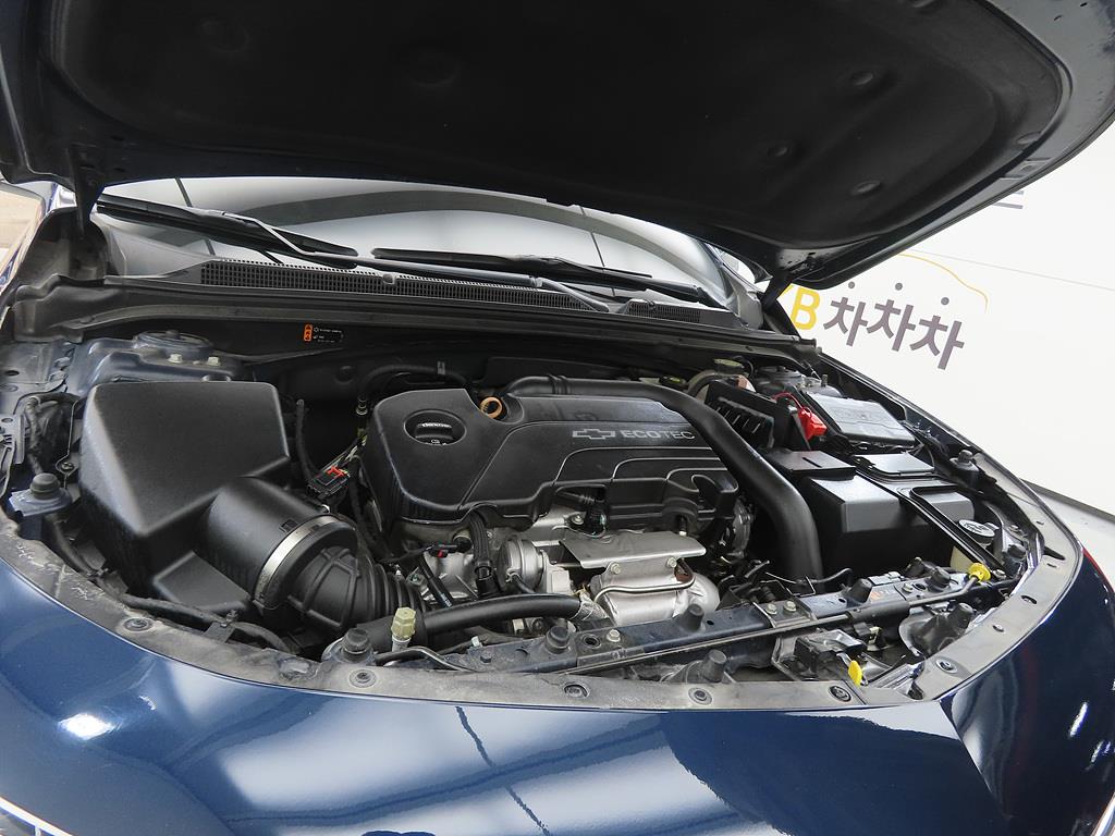 Chevrolet Malibu 2017 Azul - Importación desde Corea - HF Imports Iquique - Foto 19