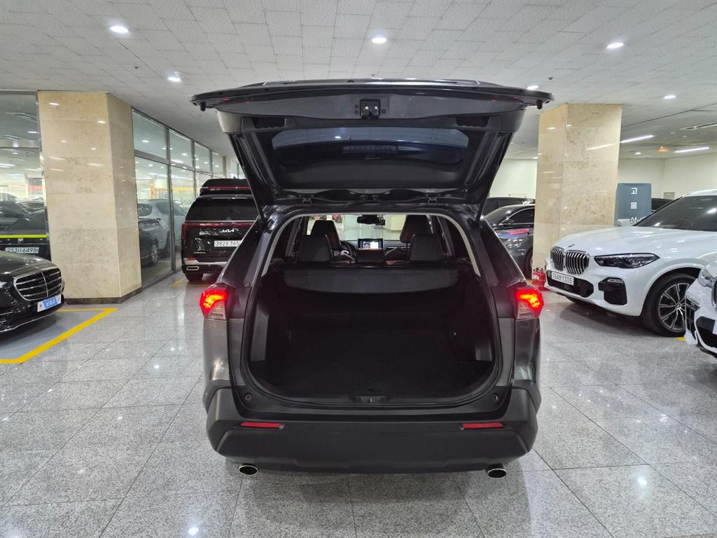 Toyota RAV4 - Vista 5