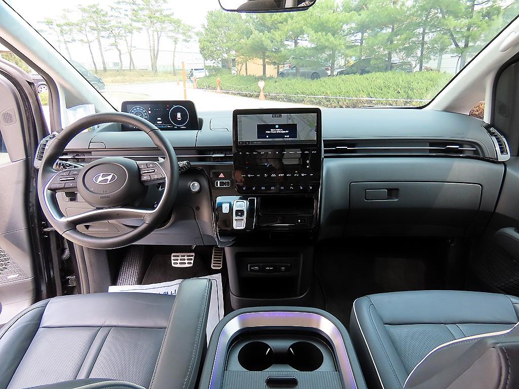 HYUNDAI Staria - Vista 7