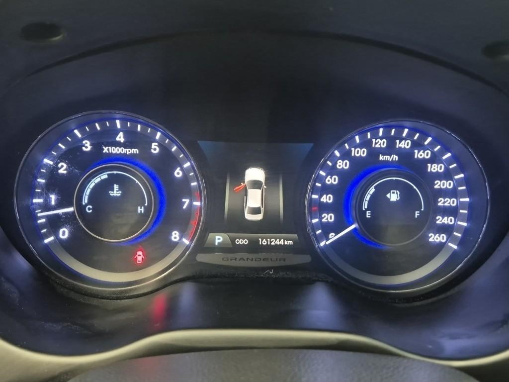 HYUNDAI Grandeur - Vista 6