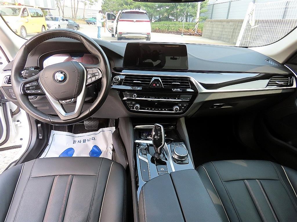 BMW 5 Series - Vista 7