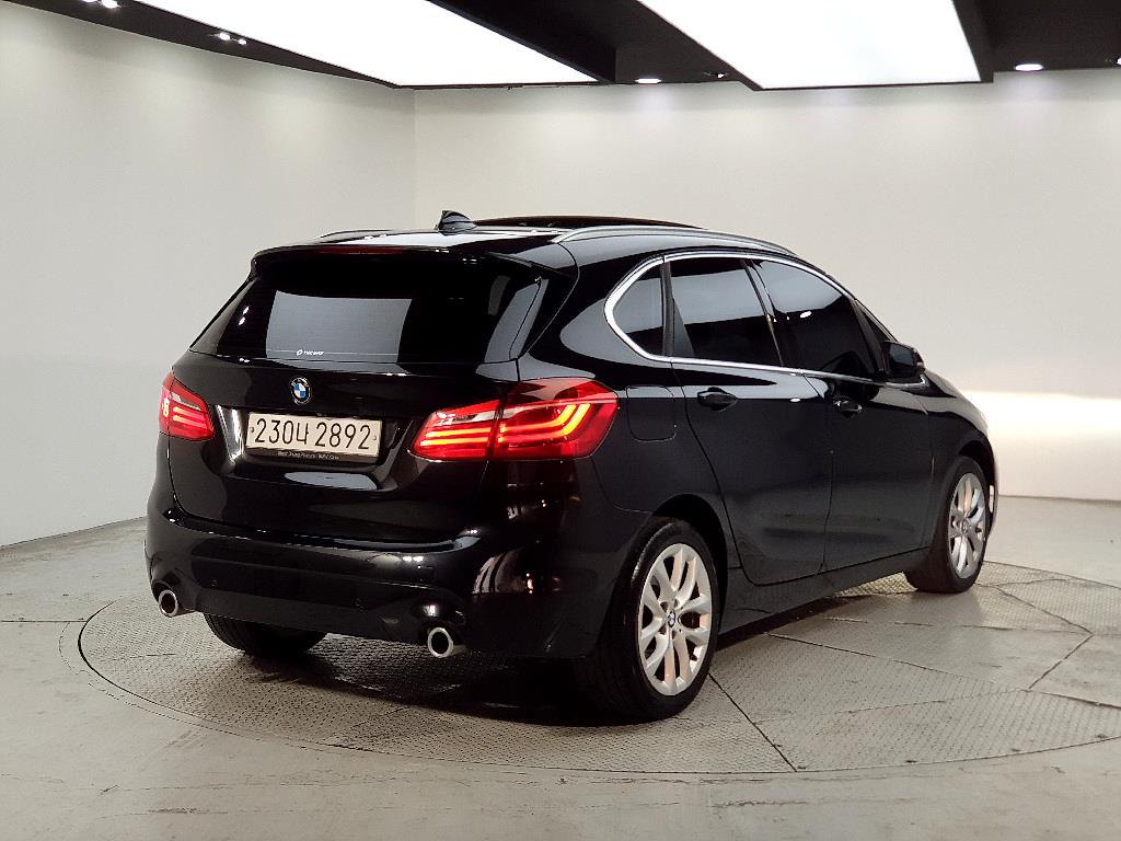 BMW 2 series - Vista 4