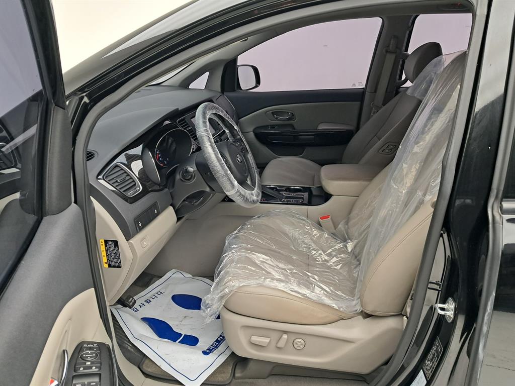 KIA Carnival 2019 - Importación desde Corea - HF Imports Iquique - Foto 11