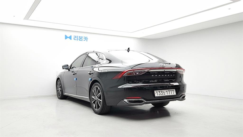 HYUNDAI Grandeur - Vista 6