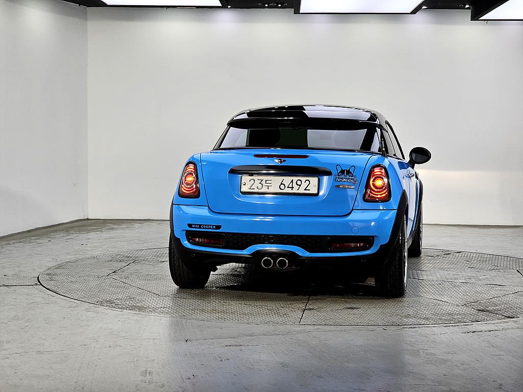 Mini Coupe - Vista 3