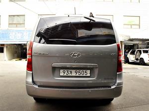 HYUNDAI Starex - Vista 6