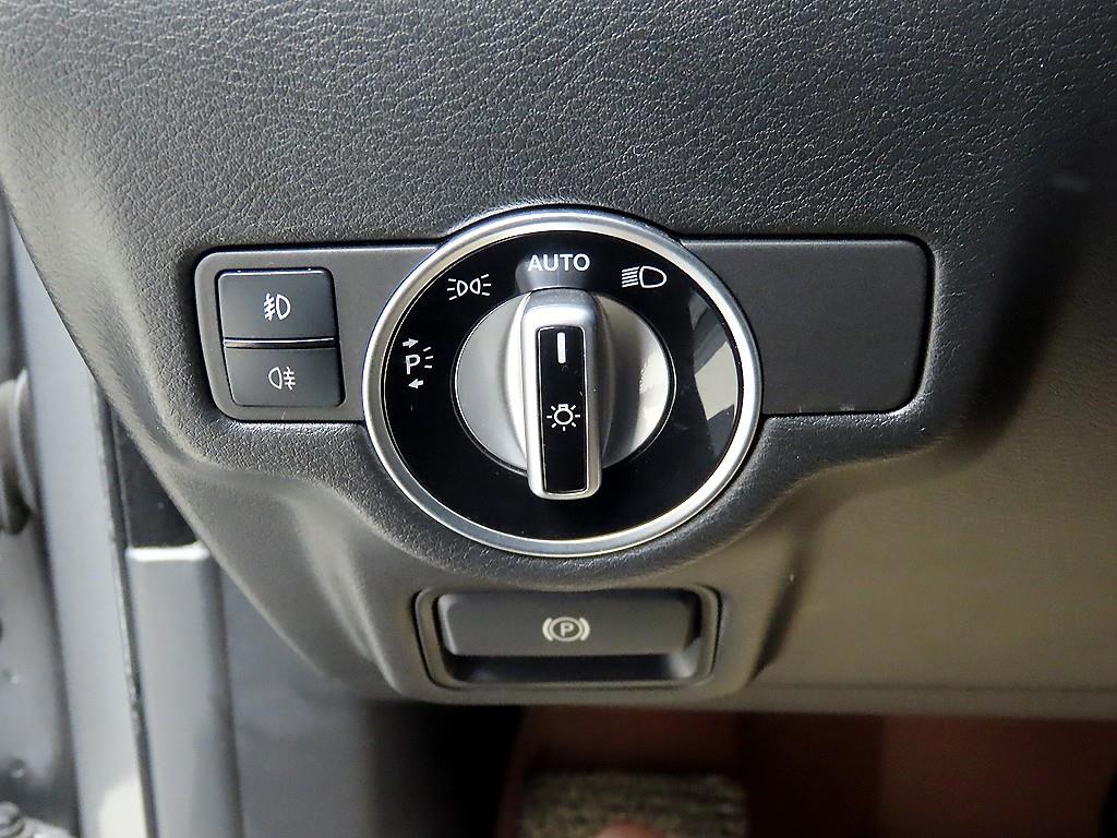 Infiniti Q - Vista 12