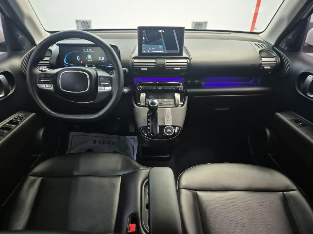 HYUNDAI Casper - Vista 7