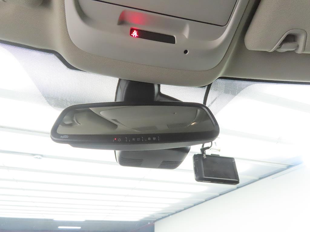 SAMSUNG QM6 - Vista 12