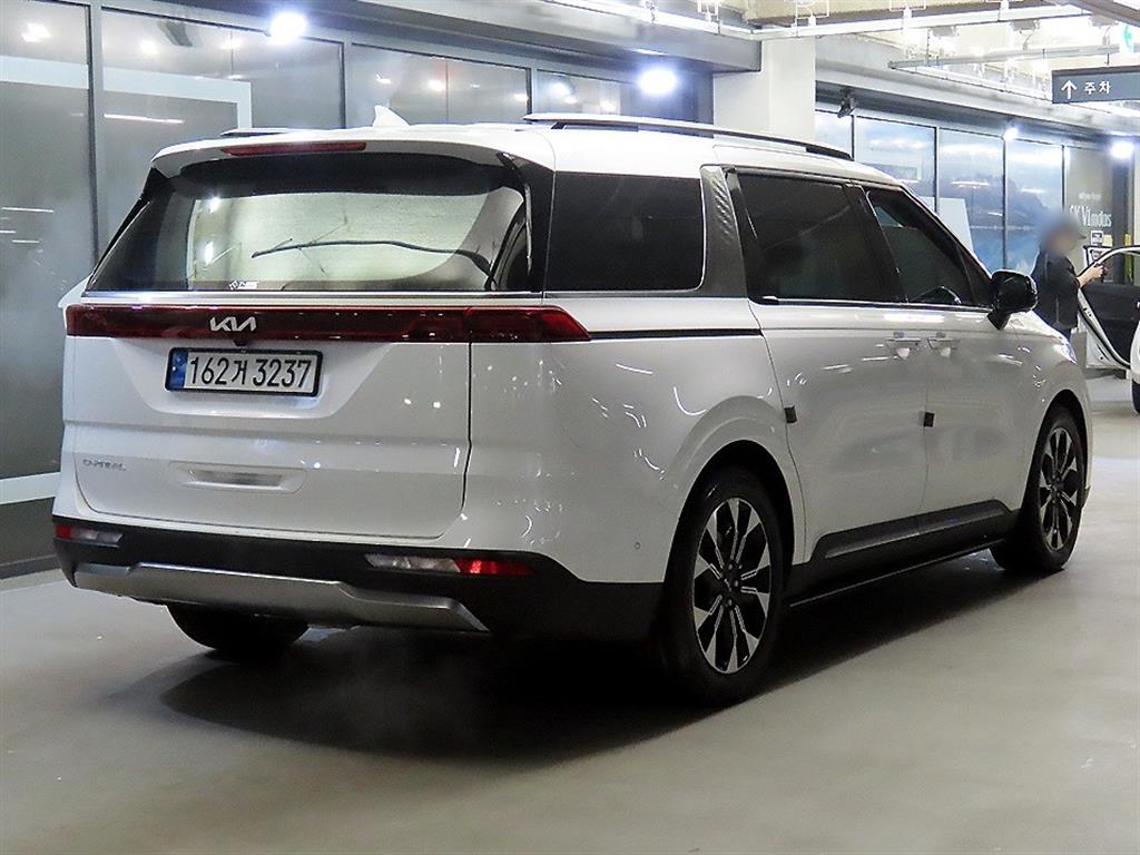 KIA Carnival - Vista 4