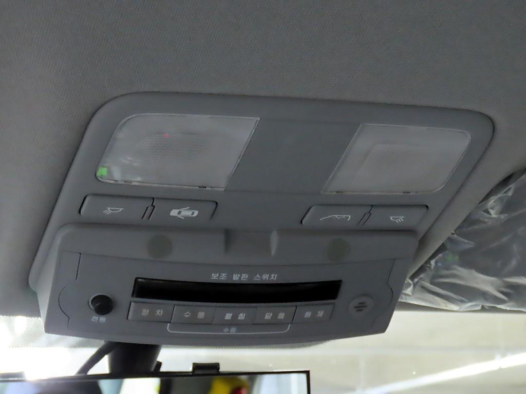 HYUNDAI Starex 2014 Amarillo - Importación desde Corea - HF Imports Iquique - Foto 15