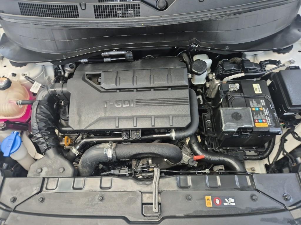 HYUNDAI Casper - Vista 5