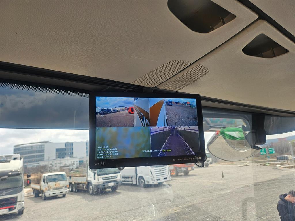 medium and large cargo truck 2021 Blanco - Importación desde Corea - HF Imports Iquique - Foto 14