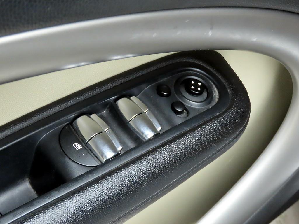 Mini Countryman - Vista 12