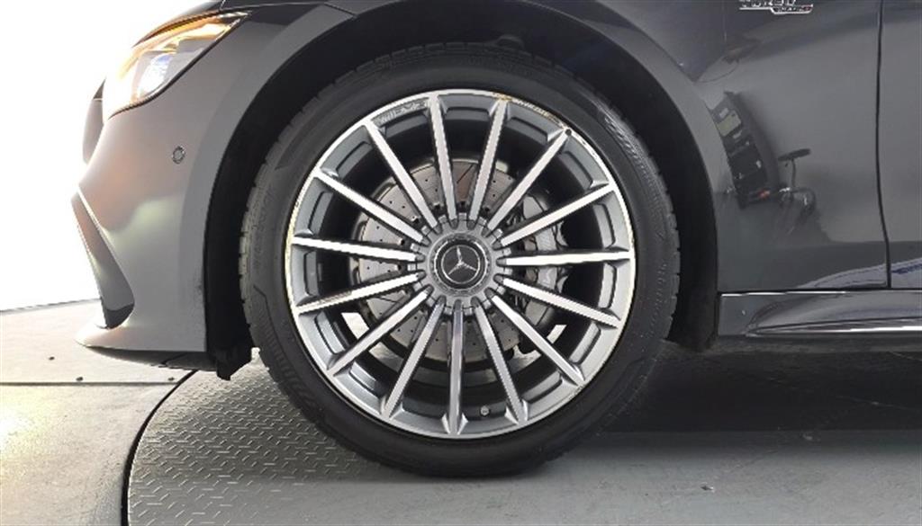 Mercedes Benz AMG GT - Vista 5